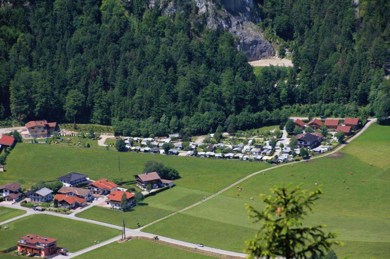 Ferienwohnungen Karwendel Camping موراخ الغرفة الصورة